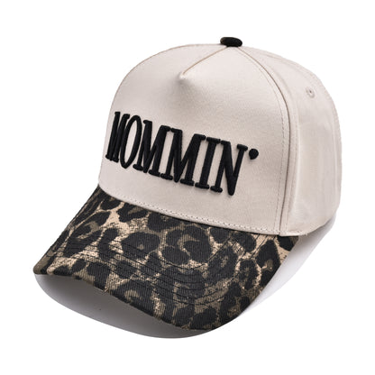 Mommin Trucker Hat for Women Embroidered Mom Baseball Cap Adjustable Canvas Vintage Hat for Casual Wear